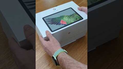 Unboxing the Google Pixel Tablet 📦 #PixelTablet #Google #ASMR #shorts