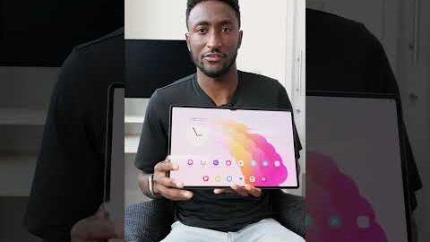 This Monster Samsung Tablet is Awesome!