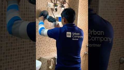 URBAN COMPANY |BATHROOM CLEANING SERVICE |FIRST TIME EXPERIENCE #shorts #shortsvideo #youtubeshorts