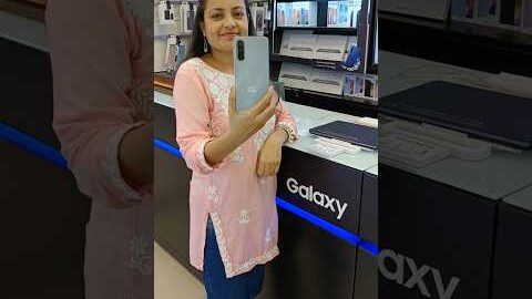 Best Budget phone for 2025? Samsung Galaxy A17 5G Hands on