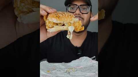 KFC CHICKEN ZINGER BURGER CLASSIC WITH CHEESE UNBOXING | TASTE TEST & REVIEW | CRISPY CHICKEN BURGER