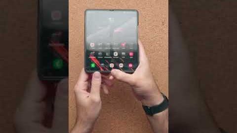 Fold Your Samsung Galaxy Fold Properly!!