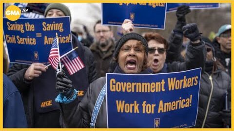 Democrats and Republicans at a deadlock as shutdown continues