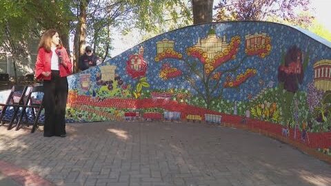 Louisville neighborhood unveils multi-sensory mural