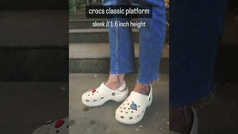 difference between crocs classic platform & classic crush clogs 👡 [on feet / height comparison]