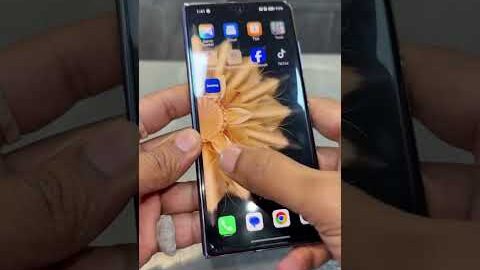 The Honor Magic V2 is unfairly better