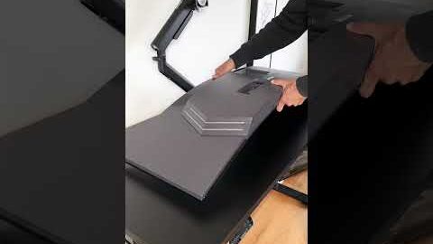 The MUST HAVE Gaming Desk UPGRADE! 😲