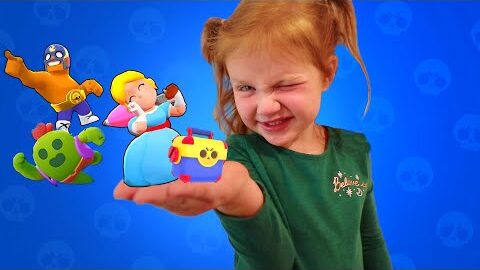 Adley App Reviews | BRAWL STARS | New Game Ultimate Hide N Seek vs Mom and Dad